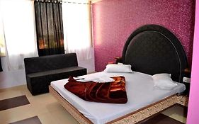 Hotel Rock View Pachmarhi